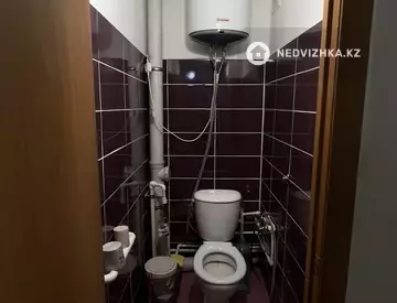 3-комнатная квартира, этаж 9 из 9, 74 м²