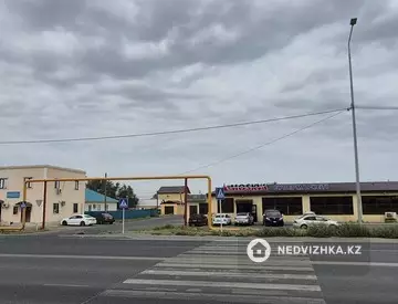 Здание, 2 этажа, 220 м²