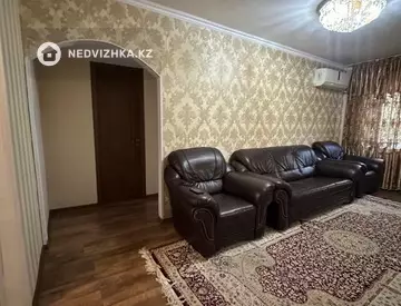4-комнатная квартира, этаж 3 из 5, 78 м²
