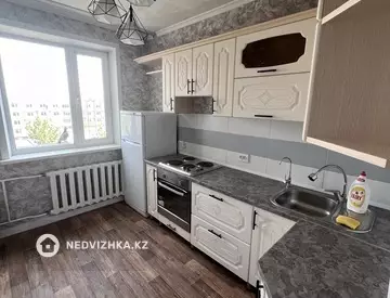 3-комнатная квартира, этаж 6 из 9, 68 м², на длительный срок