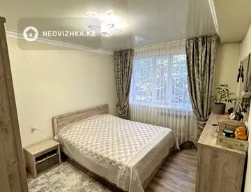 4-комнатная квартира, этаж 1 из 5, 92 м²
