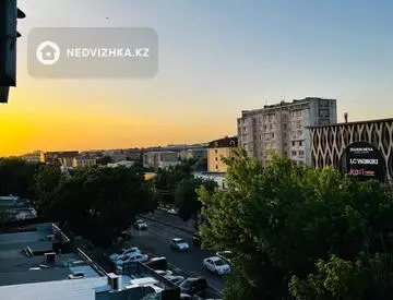 2-комнатная квартира, этаж 5 из 5, 67 м², на длительный срок