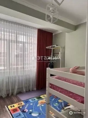 3-комнатная квартира, этаж 3 из 18, 87 м²
