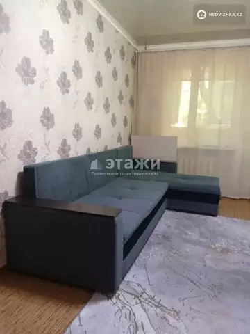 2-комнатная квартира, этаж 3 из 5, 43 м²