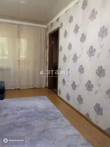 2-комнатная квартира, этаж 3 из 5, 43 м²