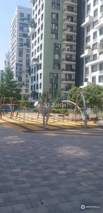 2-комнатная квартира, этаж 9 из 19, 58 м²