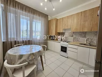 1-комнатная квартира, этаж 7 из 9, 43 м², на длительный срок
