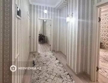 1-комнатная квартира, этаж 11 из 15, 56 м², посуточно
