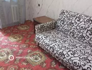 2-комнатная квартира, этаж 3 из 5, 44 м², на длительный срок