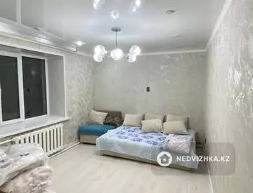 2-комнатная квартира, этаж 1 из 2, 48 м²