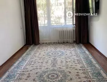 2-комнатная квартира, этаж 3 из 5, 45 м²