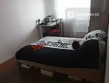 2-комнатная квартира, этаж 9 из 9, 52 м²