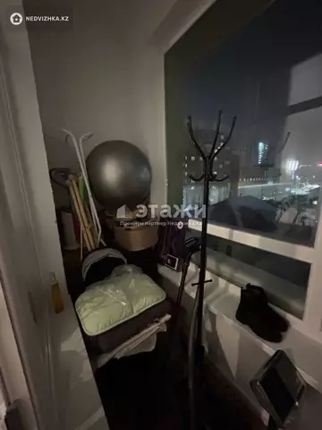 2-комнатная квартира, этаж 4 из 9, 50 м²