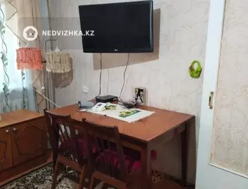 1-комнатная квартира, этаж 3 из 4, 30 м²
