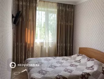 3-комнатная квартира, этаж 4 из 5, 62 м²