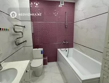 4-комнатная квартира, этаж 2 из 9, 136 м²