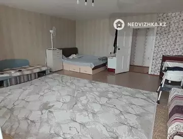 4-комнатная квартира, этаж 4 из 5, 136 м²
