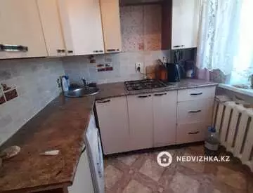 3-комнатная квартира, этаж 1 из 5, 58 м²