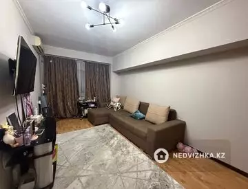 1-комнатная квартира, этаж 4 из 5, 36 м²