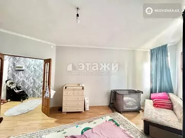 2-комнатная квартира, этаж 8 из 15, 43 м²