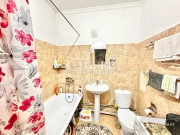 2-комнатная квартира, этаж 8 из 15, 43 м²