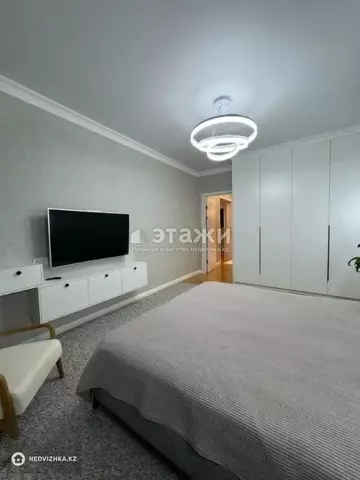 4-комнатная квартира, этаж 11 из 16, 134 м²