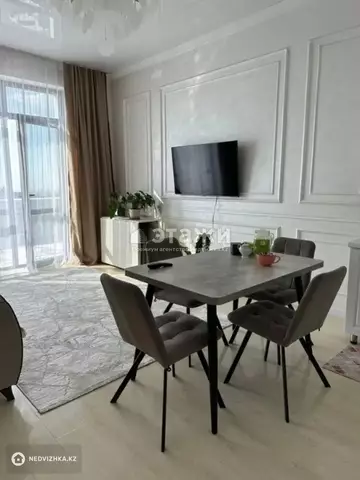 2-комнатная квартира, этаж 3 из 3, 48 м²