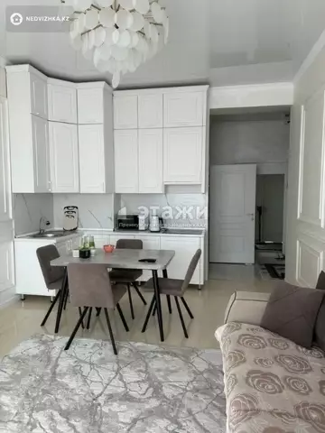 2-комнатная квартира, этаж 3 из 3, 48 м²