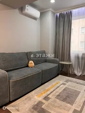 2-комнатная квартира, этаж 8 из 10, 78 м², на длительный срок