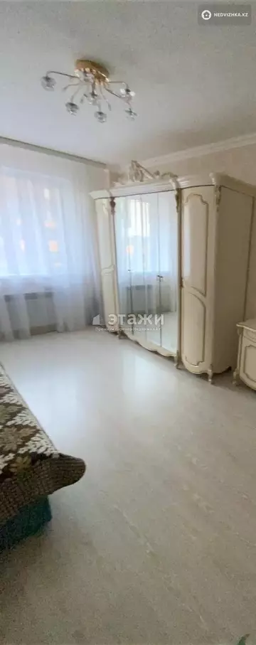 1-комнатная квартира, этаж 3 из 10, 40 м²