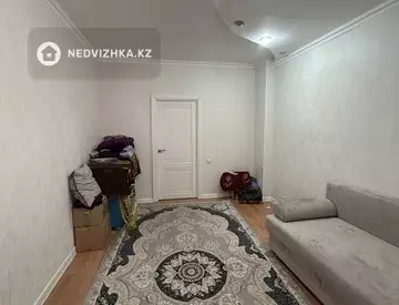 3-комнатная квартира, этаж 3 из 10, 102 м²