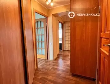 4-комнатная квартира, этаж 5 из 5, 100 м²