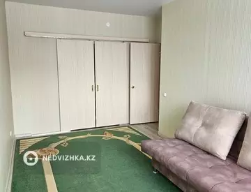 2-комнатная квартира, этаж 3 из 6, 53 м²