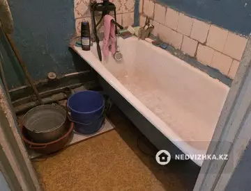 2-комнатная квартира, этаж 3 из 6, 46 м²