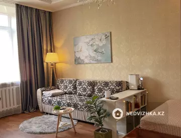 1-комнатная квартира, этаж 4 из 4, 38 м²
