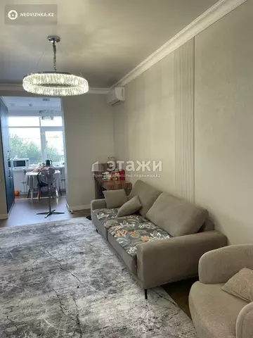 3-комнатная квартира, этаж 4 из 6, 90 м², на длительный срок