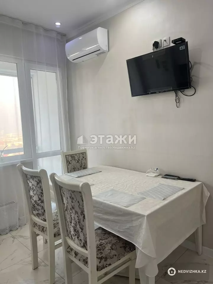 82 м², 3-комнатная квартира, этаж 11 из 12, 82 м², на длительный срок, изображение - 1
