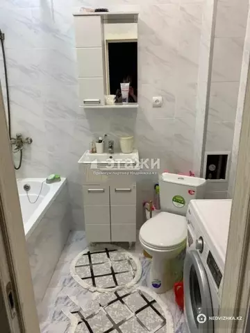 1-комнатная квартира, этаж 3 из 5, 28 м²