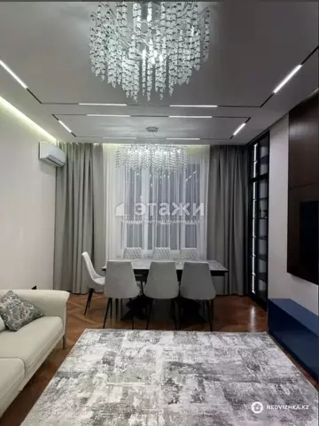 3-комнатная квартира, этаж 8 из 9, 104 м²