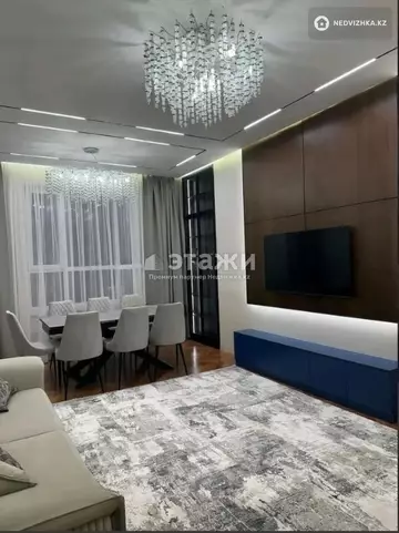 3-комнатная квартира, этаж 8 из 9, 104 м²