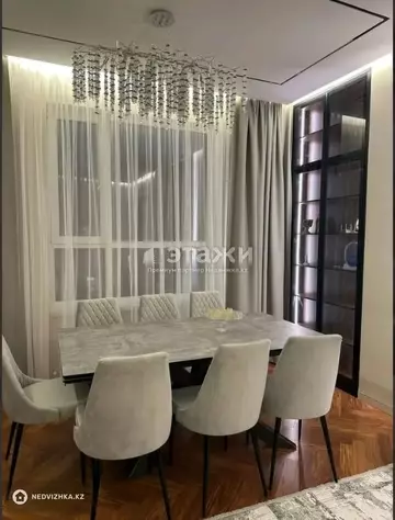3-комнатная квартира, этаж 8 из 9, 104 м²