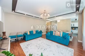 3-комнатная квартира, этаж 4 из 22, 134 м²