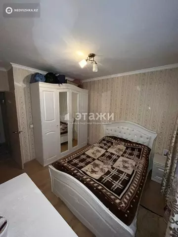 3-комнатная квартира, этаж 1 из 9, 82 м²