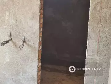 7-комнатный дом, 10 соток, 300 м²