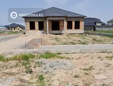 7-комнатный дом, 10 соток, 300 м²
