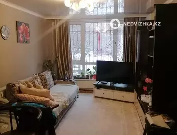 3-комнатная квартира, этаж 1 из 2, 65 м²