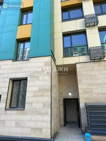 3-комнатная квартира, этаж 4 из 10, 107 м²