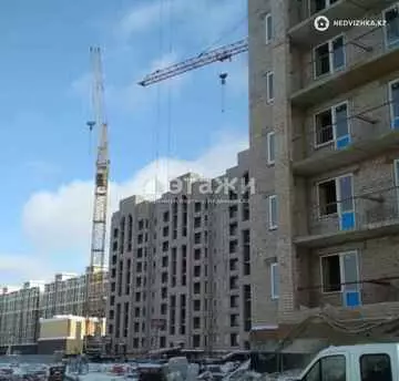 3-комнатная квартира, этаж 1 из 9, 71 м²