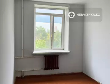 2-комнатная квартира, этаж 3 из 3, 50 м²