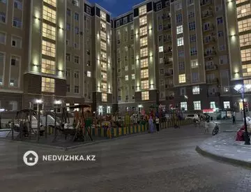2-комнатная квартира, этаж 2 из 10, 70 м²
